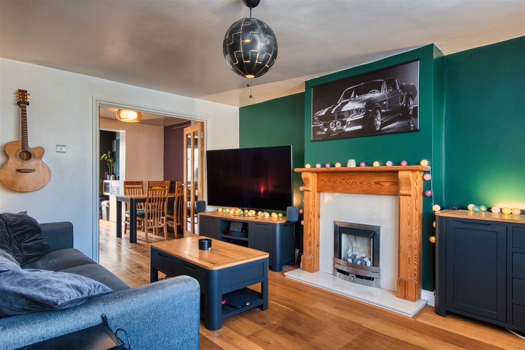 Property photo 2 of 16 Show-Home (16).Jpg