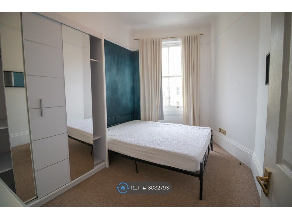 Property photo 3 of 3