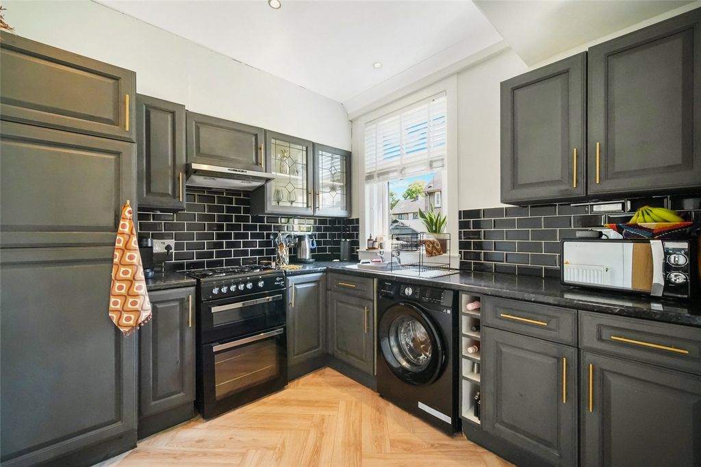 Property photo 3 of 22 Picture No. 07