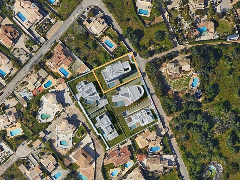 Property photo 1 of 4