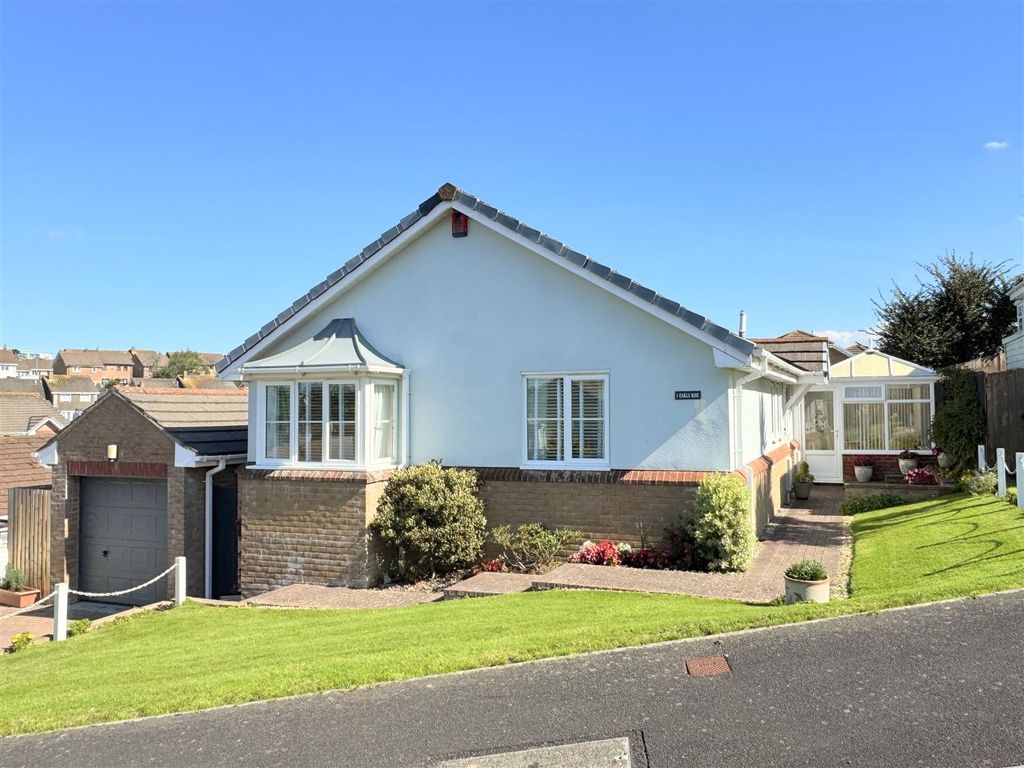 Property photo 1 of 29