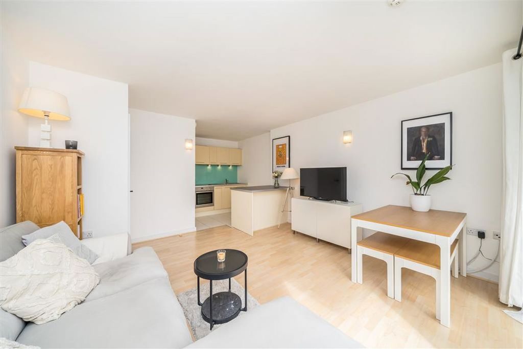 Property photo 2 of 7