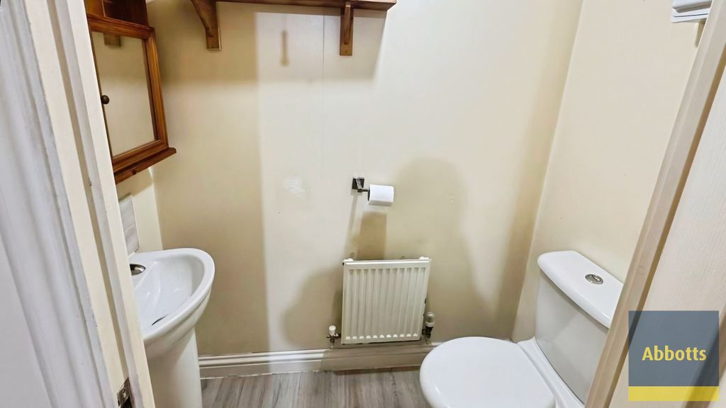 Property photo 3 of 10