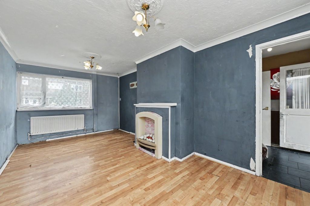 Property photo 2 of 10 Image 2