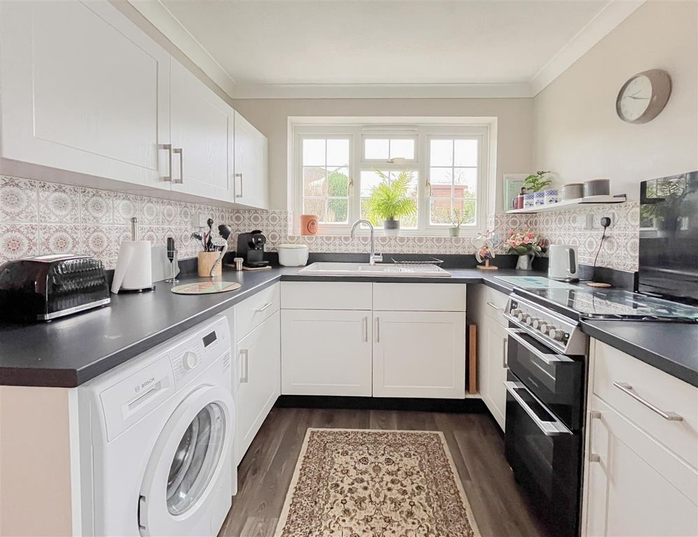 Property photo 3 of 18 2-Img_8048.Jpg