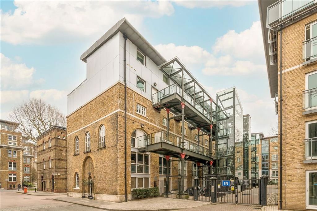 Property photo 1 of 1