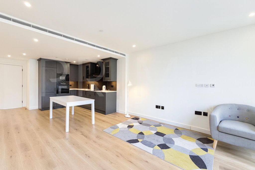 Property photo 3 of 14 Bm2.Jpg