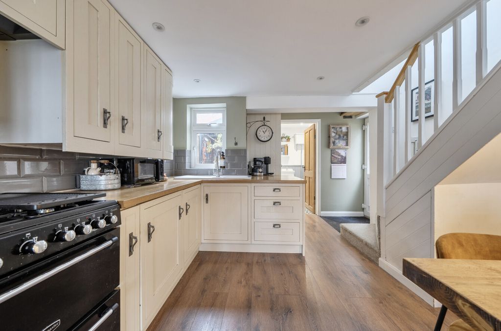 Property photo 3 of 13 1418610-13-69A045...