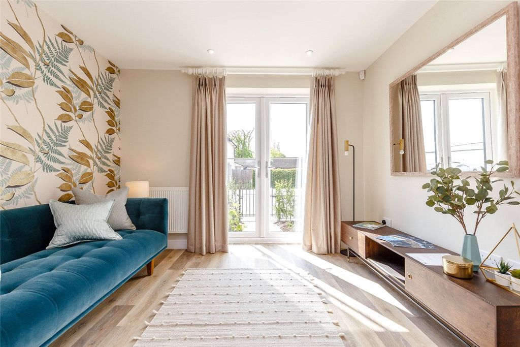 Property photo 2 of 12 Picture No. 13