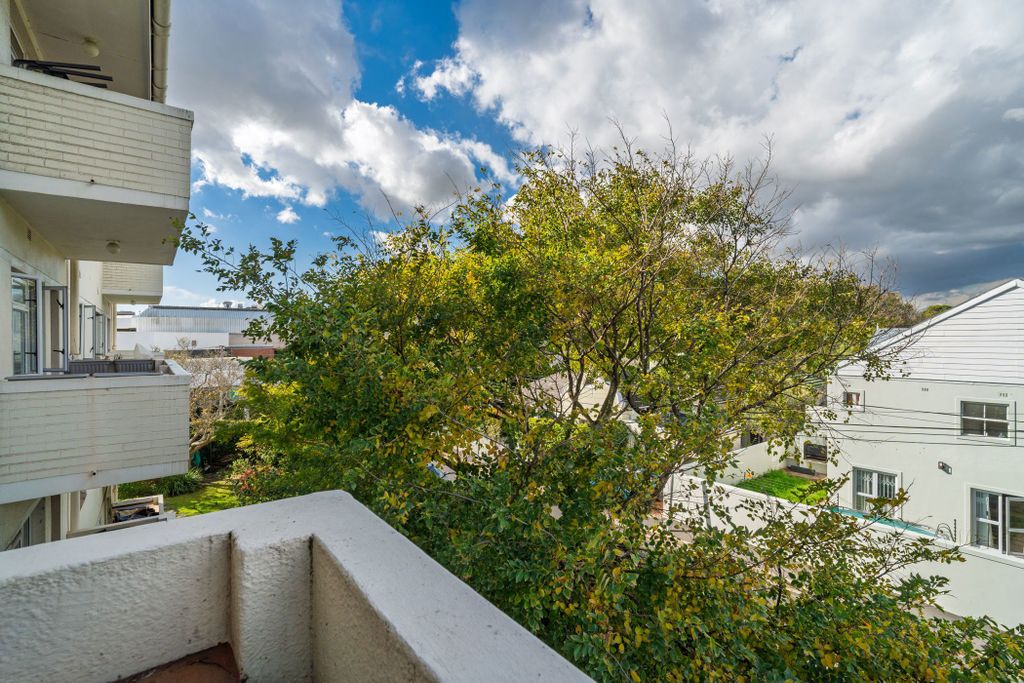 Property photo 3 of 23 Kw1739260