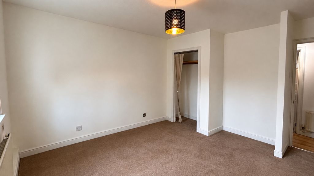 Property photo 3 of 9 2 Durrans Court Bedroom. 2