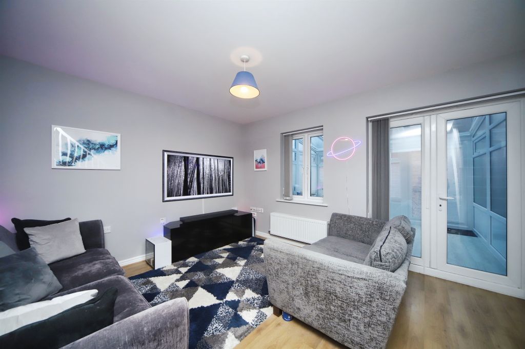 Property photo 2 of 18