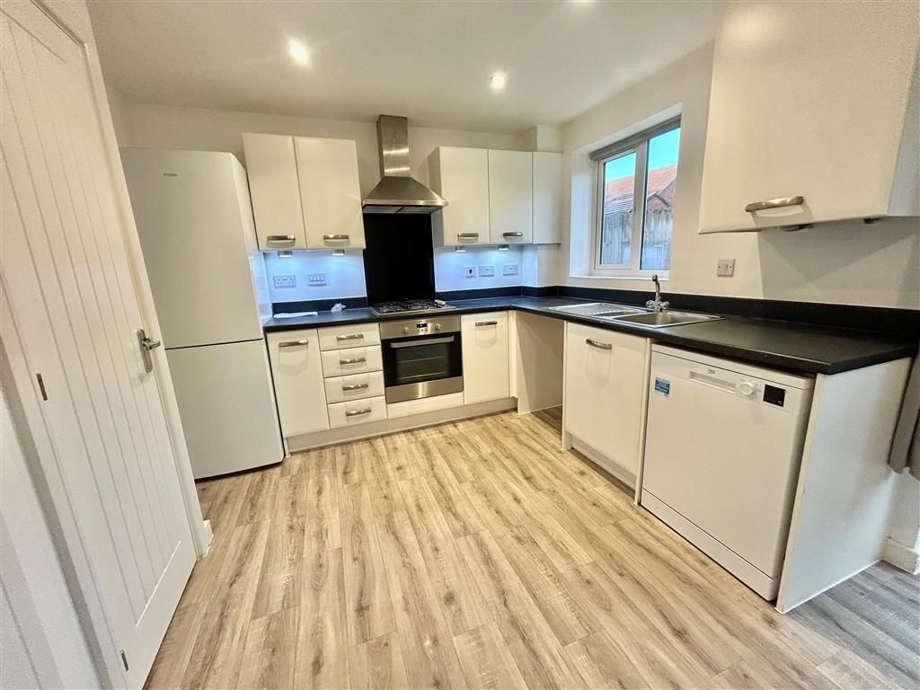 Property photo 3 of 14 Image