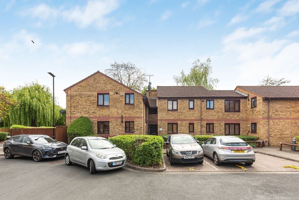 Property photo 1 of 12