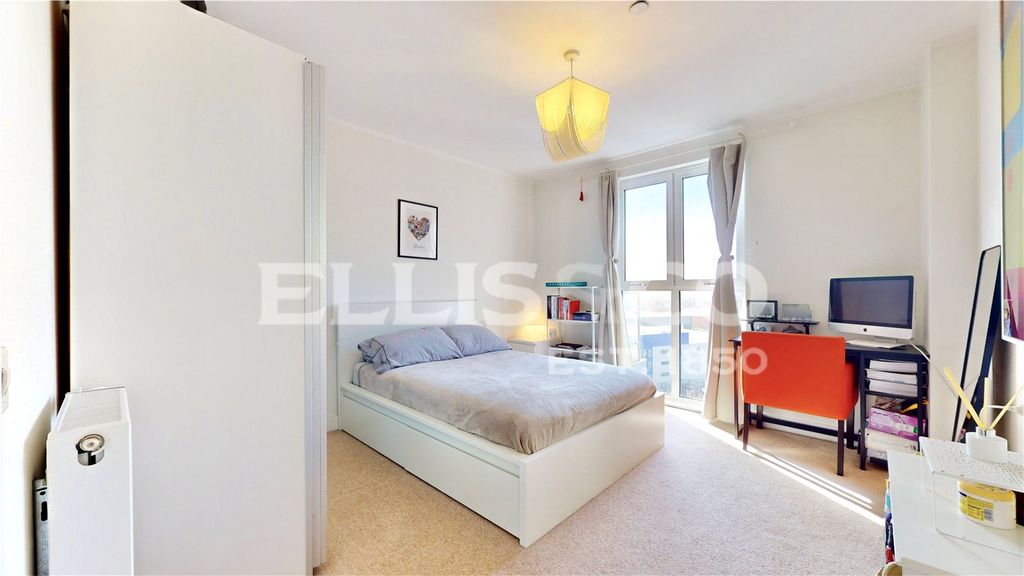 Property photo 3 of 17 Picture No. 22