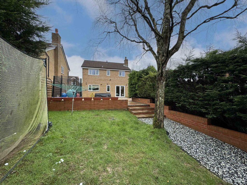 Property photo 2 of 19