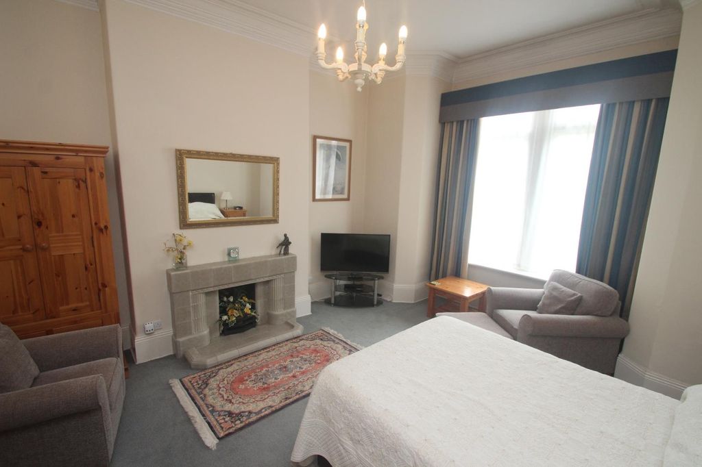 Property photo 2 of 6 0 General