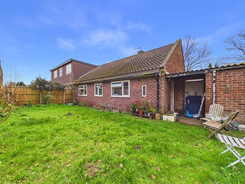 Property photo 2 of 7
