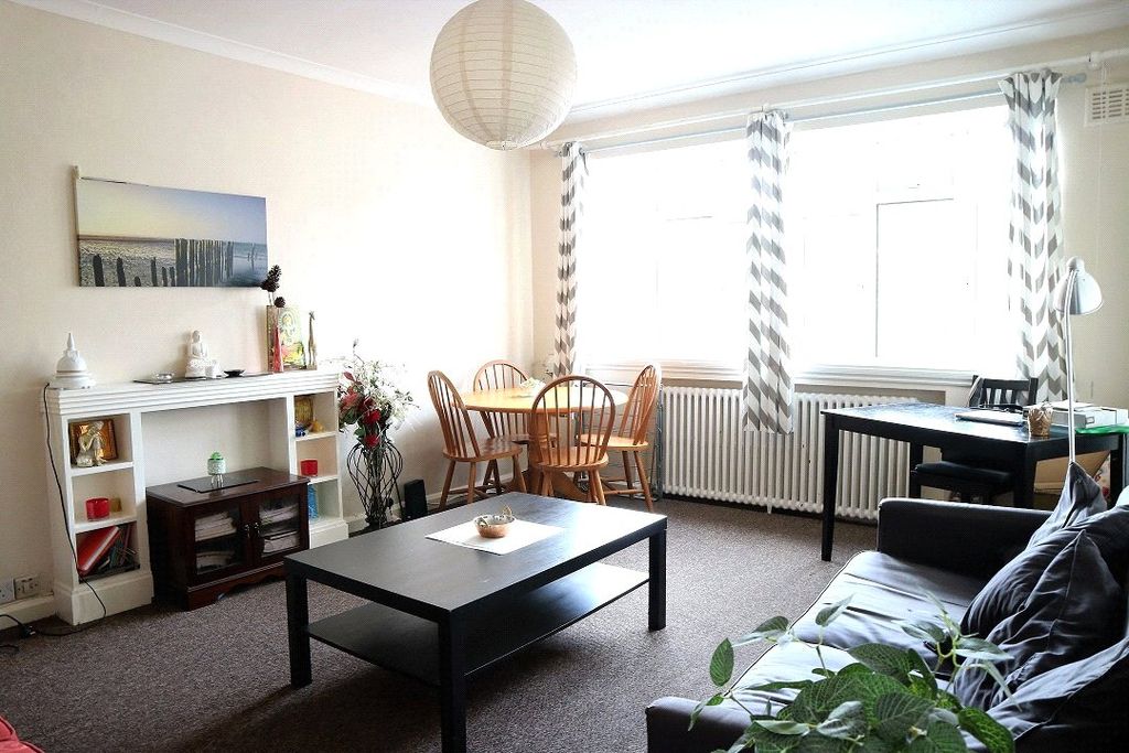 Property photo 2 of 14 Picture No. 02