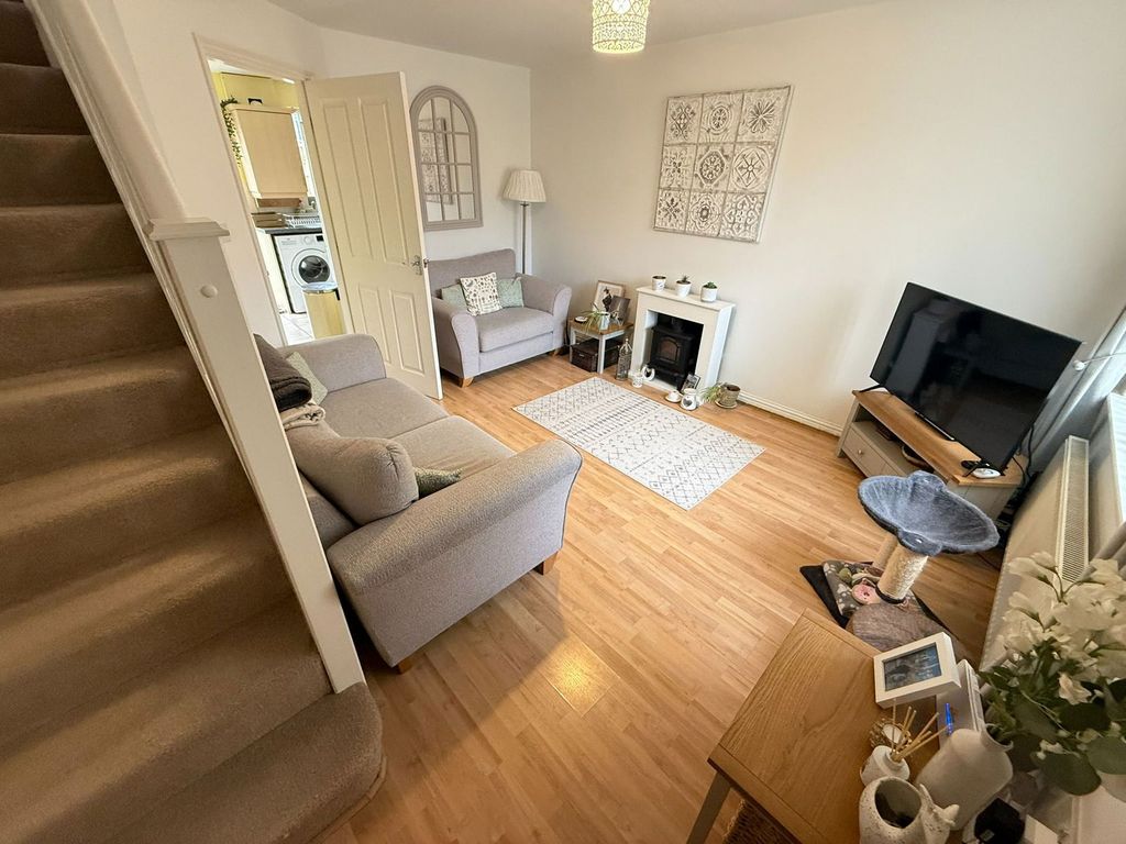 Property photo 3 of 14