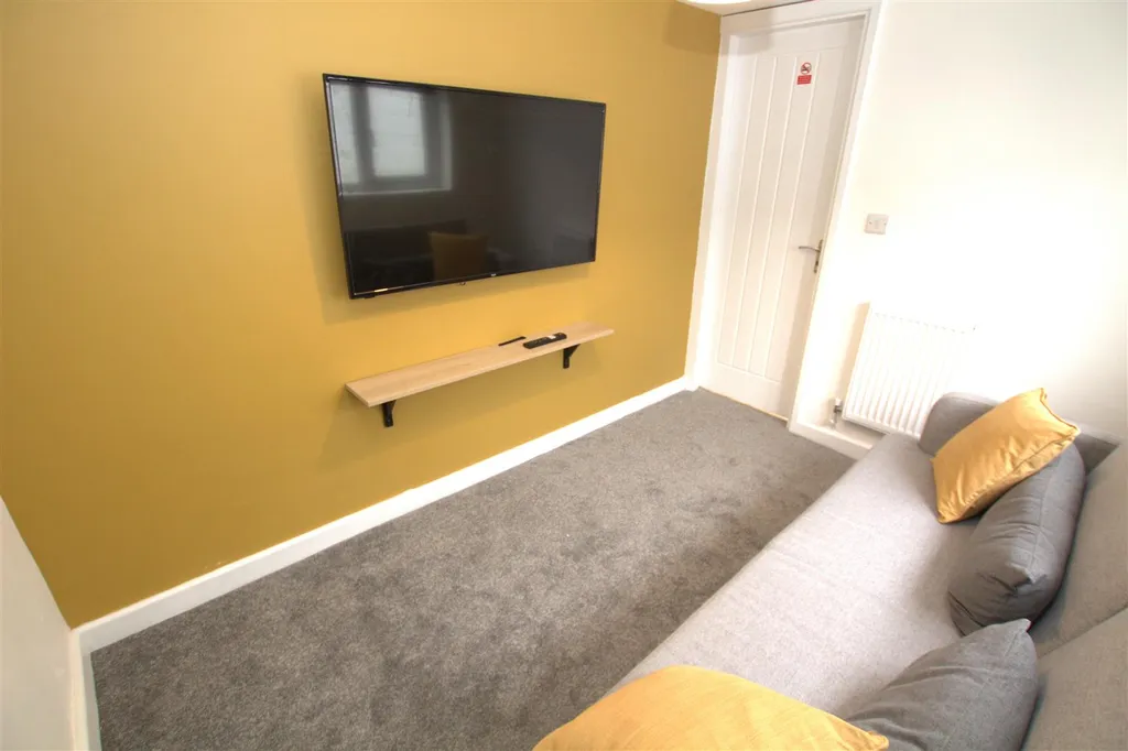 House in Middlesbrough, Ayresome - View 3