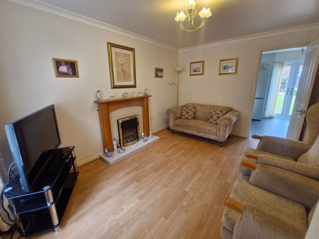 Property photo 2 of 16