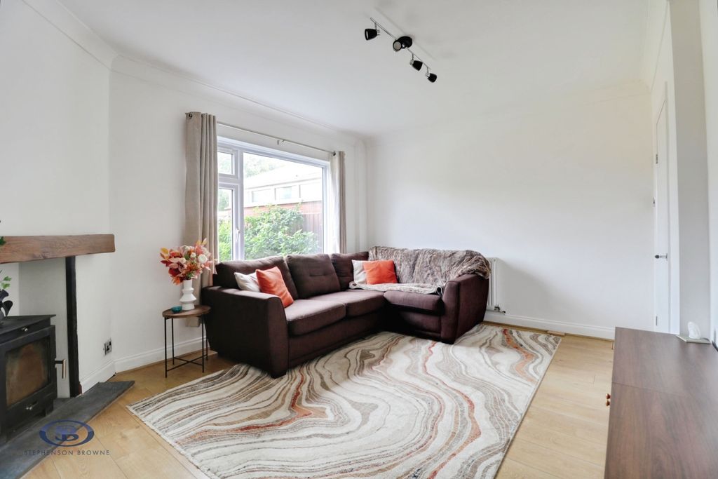 Property photo 3 of 19 Pbox-Img.Jpg