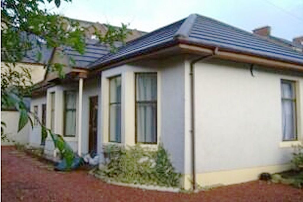 Property photo 1 of 8