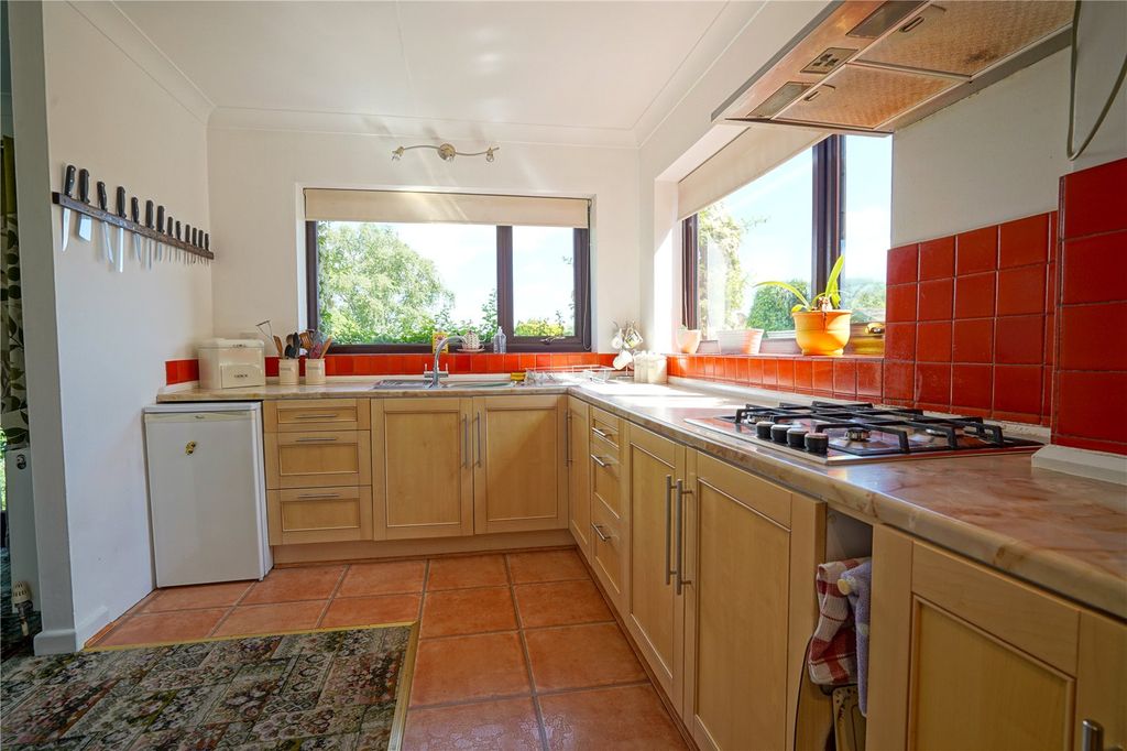 Property photo 3 of 15 Picture No. 06