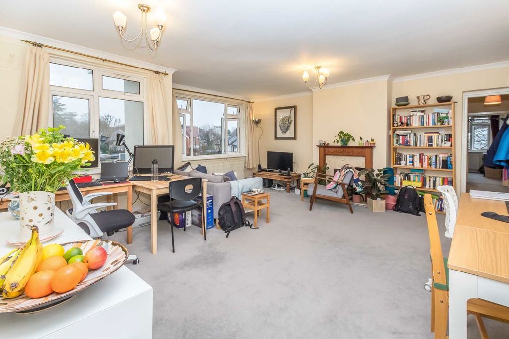 Property photo 3 of 6