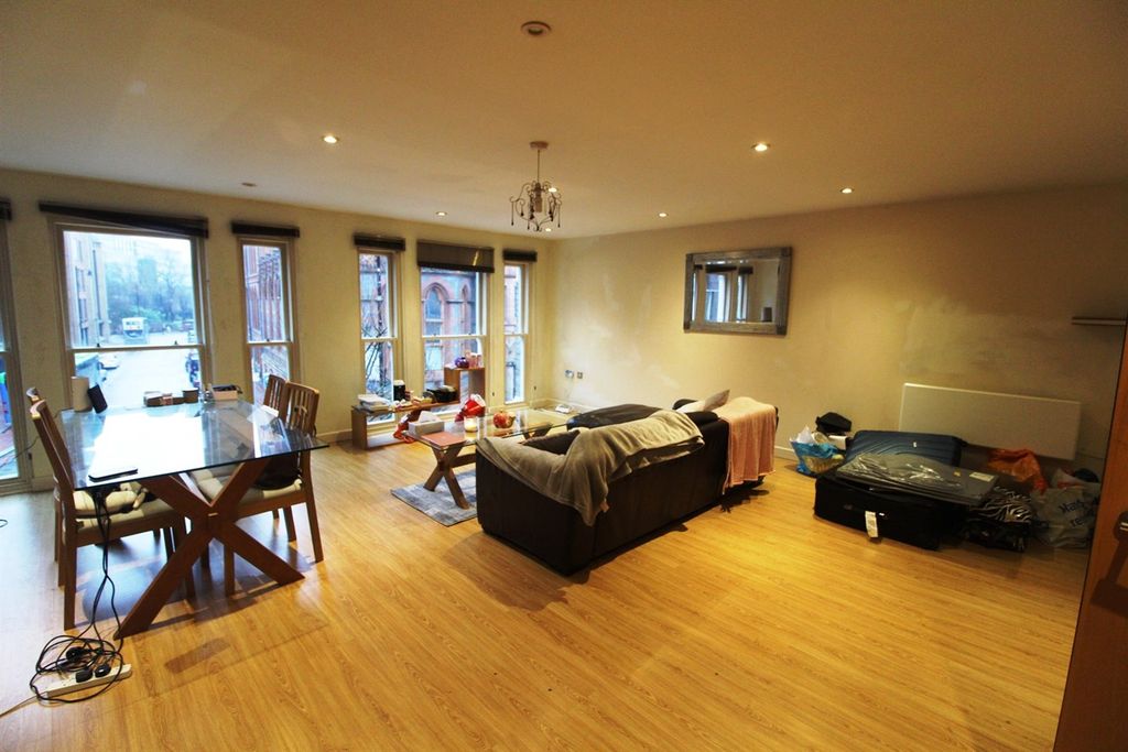 Property photo 2 of 5 Living Room