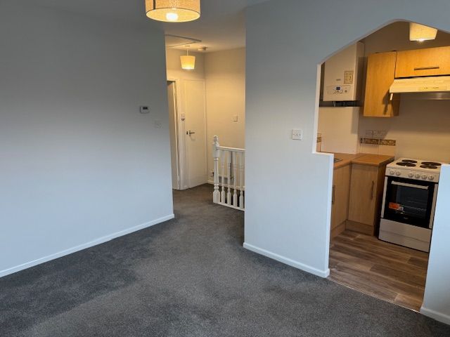 Property photo 2 of 9 24A Acacia Lounge 2