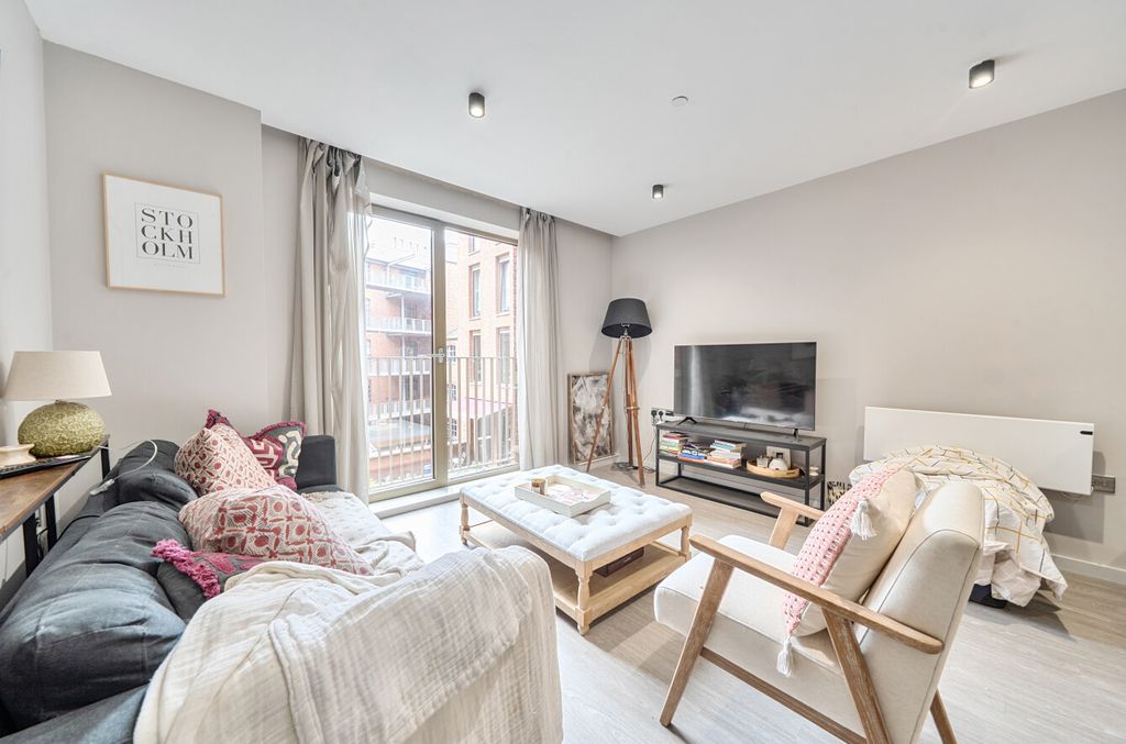 Property photo 2 of 14 1457314-6-6A1E9c4...