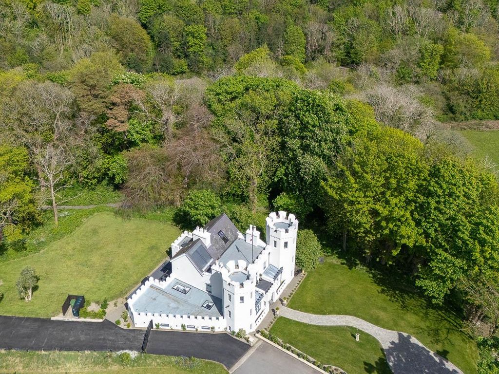 Property photo 2 of 55 Woodland Towers (6).Jpg