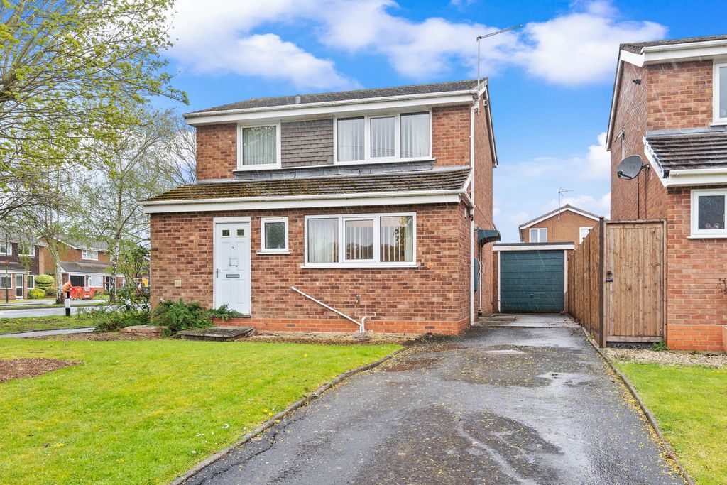 Property photo 1 of 11