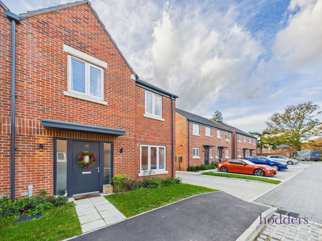 Property photo 1 of 23 Picture No. 35