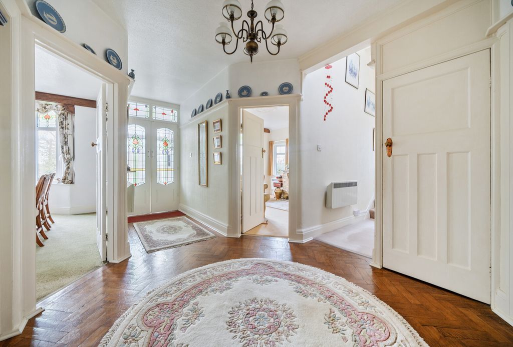 Property photo 2 of 24 1395751-21-695E3A...