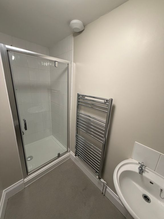 Property photo 3 of 4 Shower Room