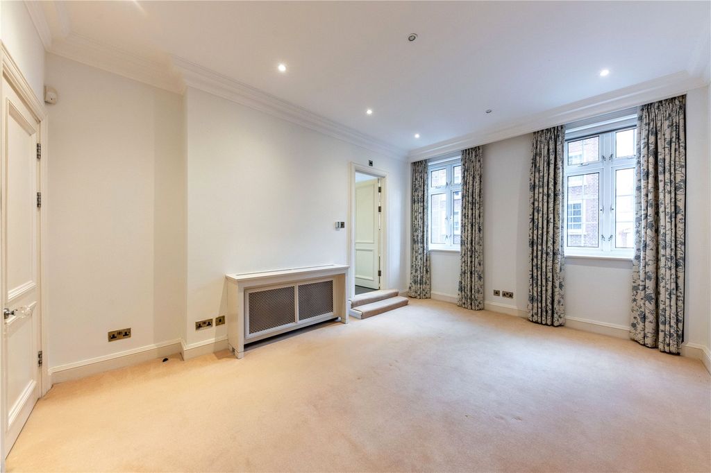 Property photo 3 of 8 Picture No. 03