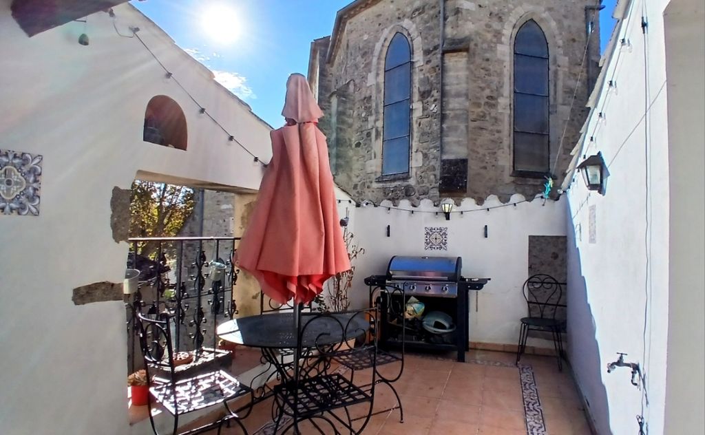 Property photo 2 of 24