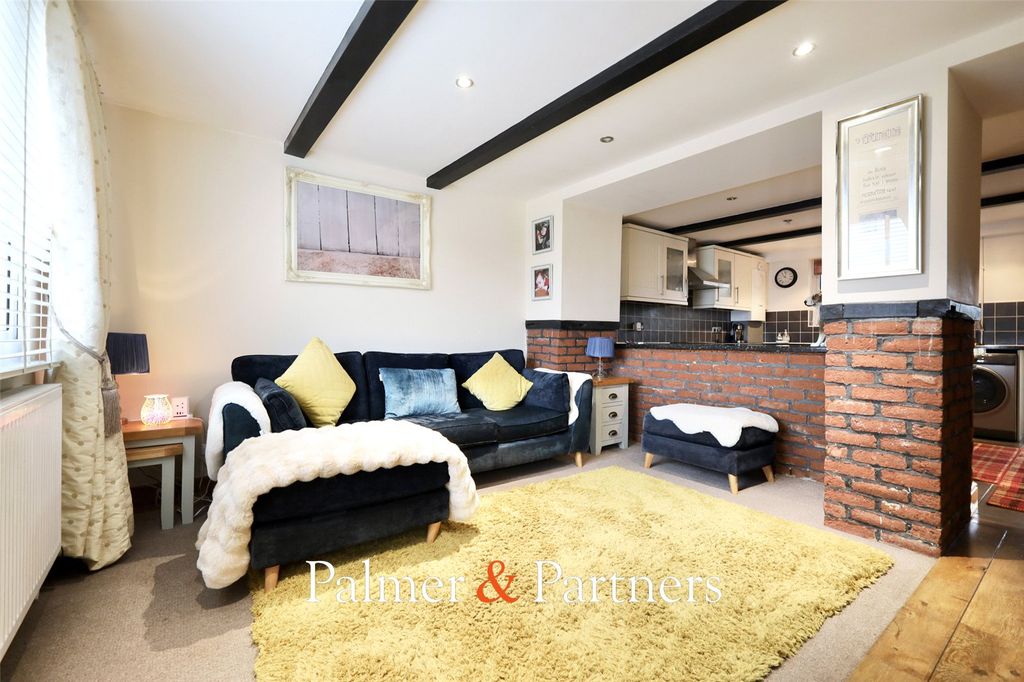 Property photo 3 of 20 Picture No. 23