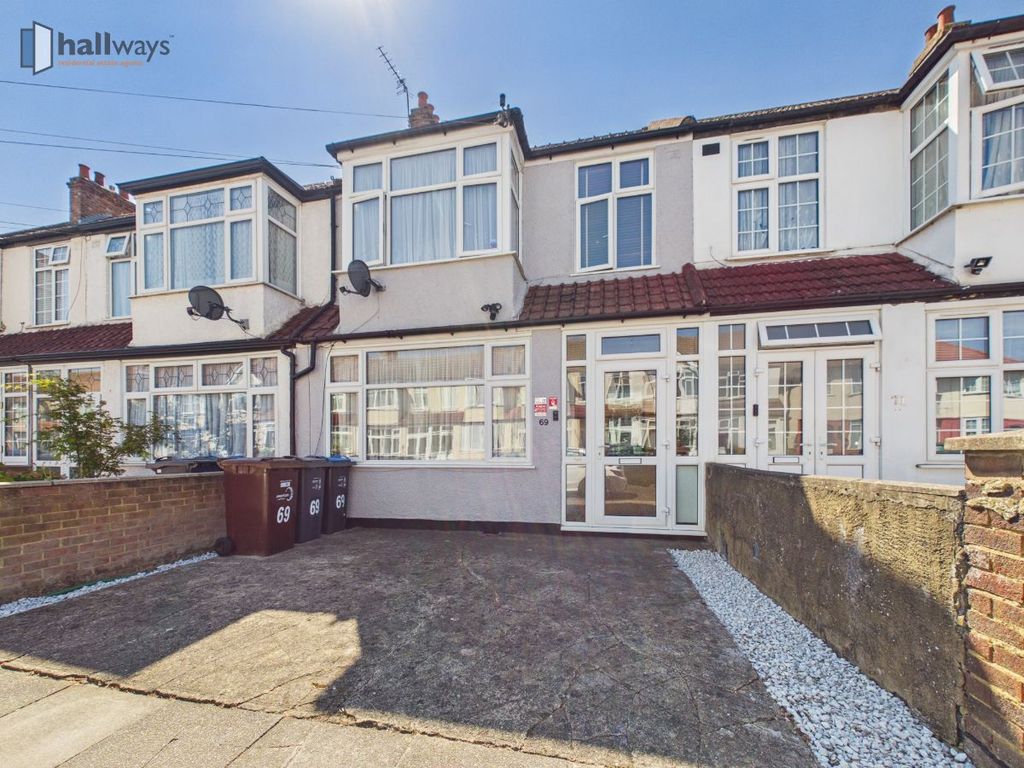 Property photo 1 of 12