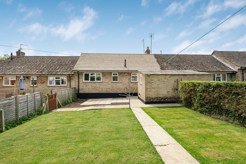 Property photo 1 of 14 Garden