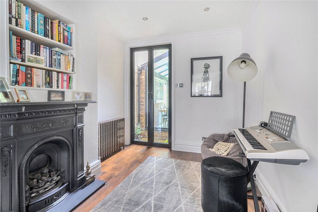 Property photo 3 of 20 Picture No. 35