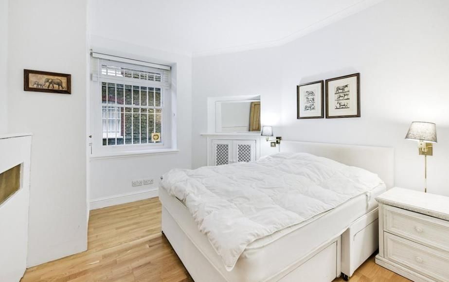 Property photo 3 of 7 12A Hyde Park Mansions 4 15.10.Png