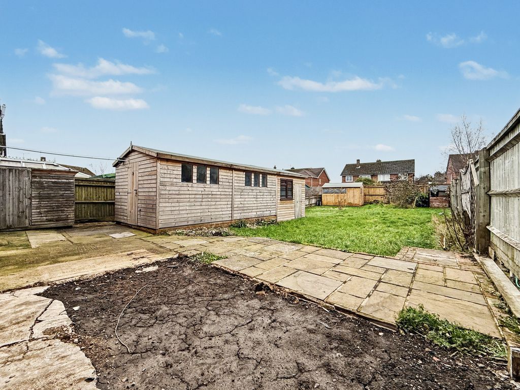 Property photo 2 of 16 Img3345