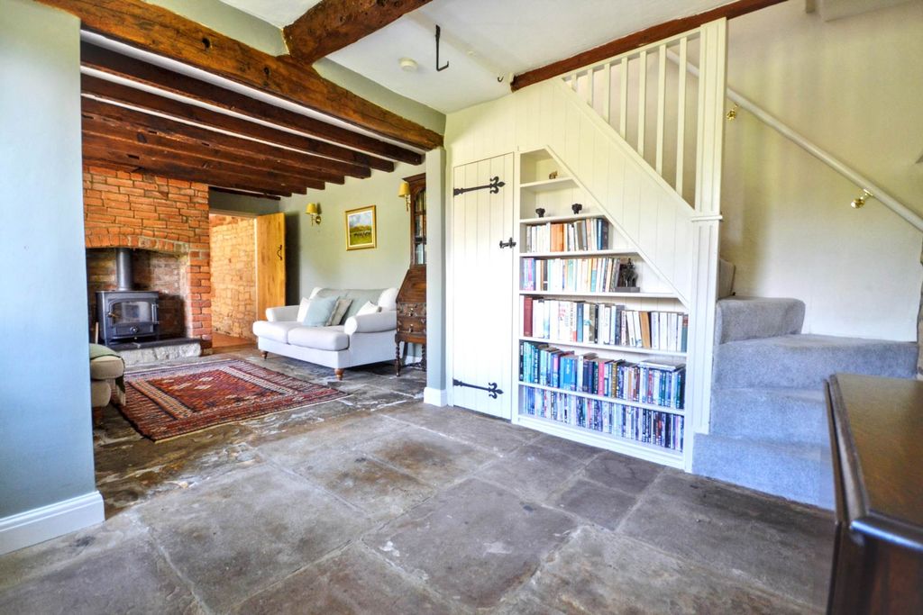 Property photo 3 of 23