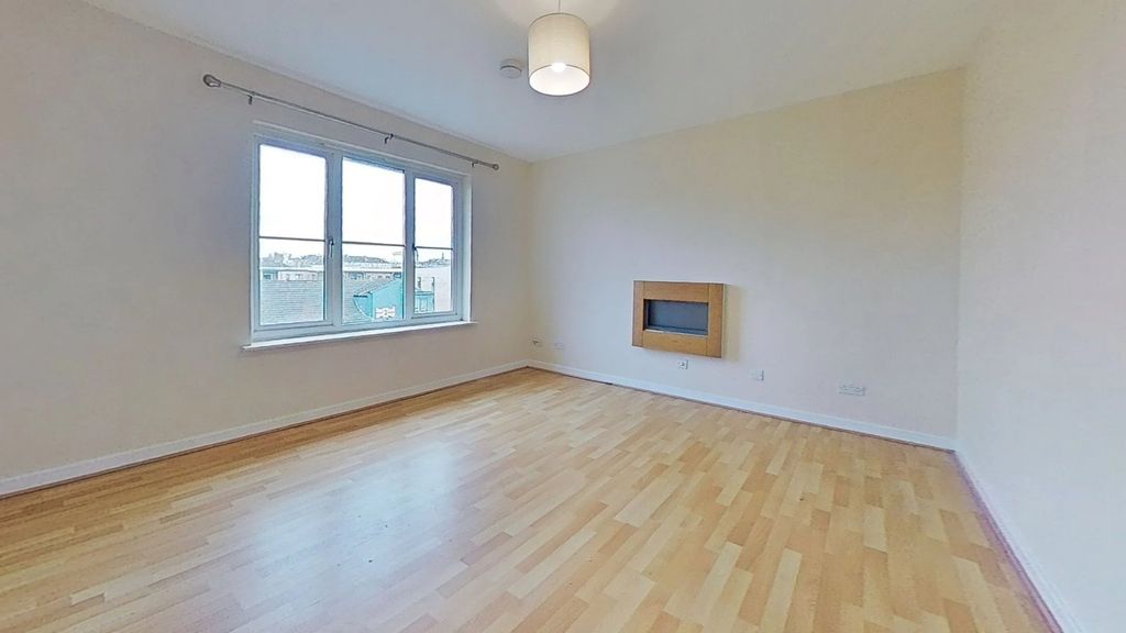 Property photo 2 of 11 Photo 2