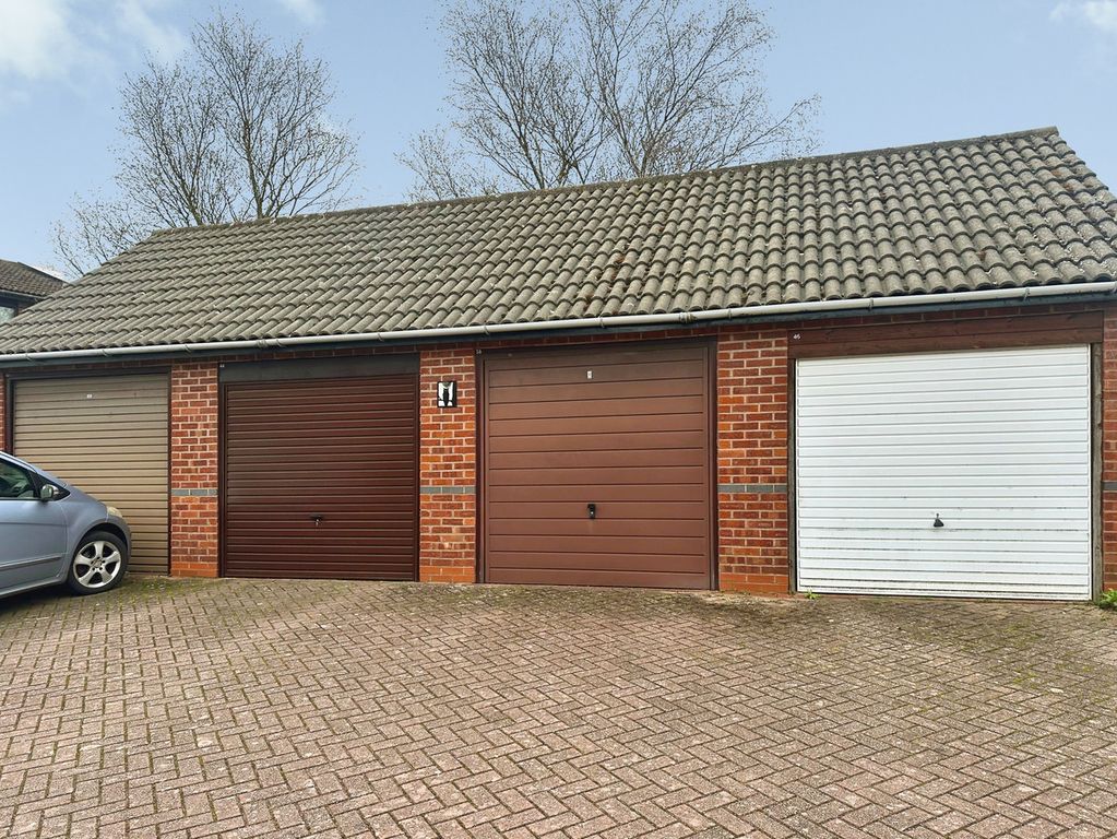 Property photo 2 of 12