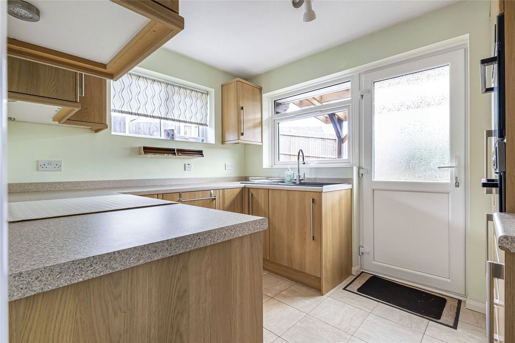 Property photo 3 of 17 Picture No. 09